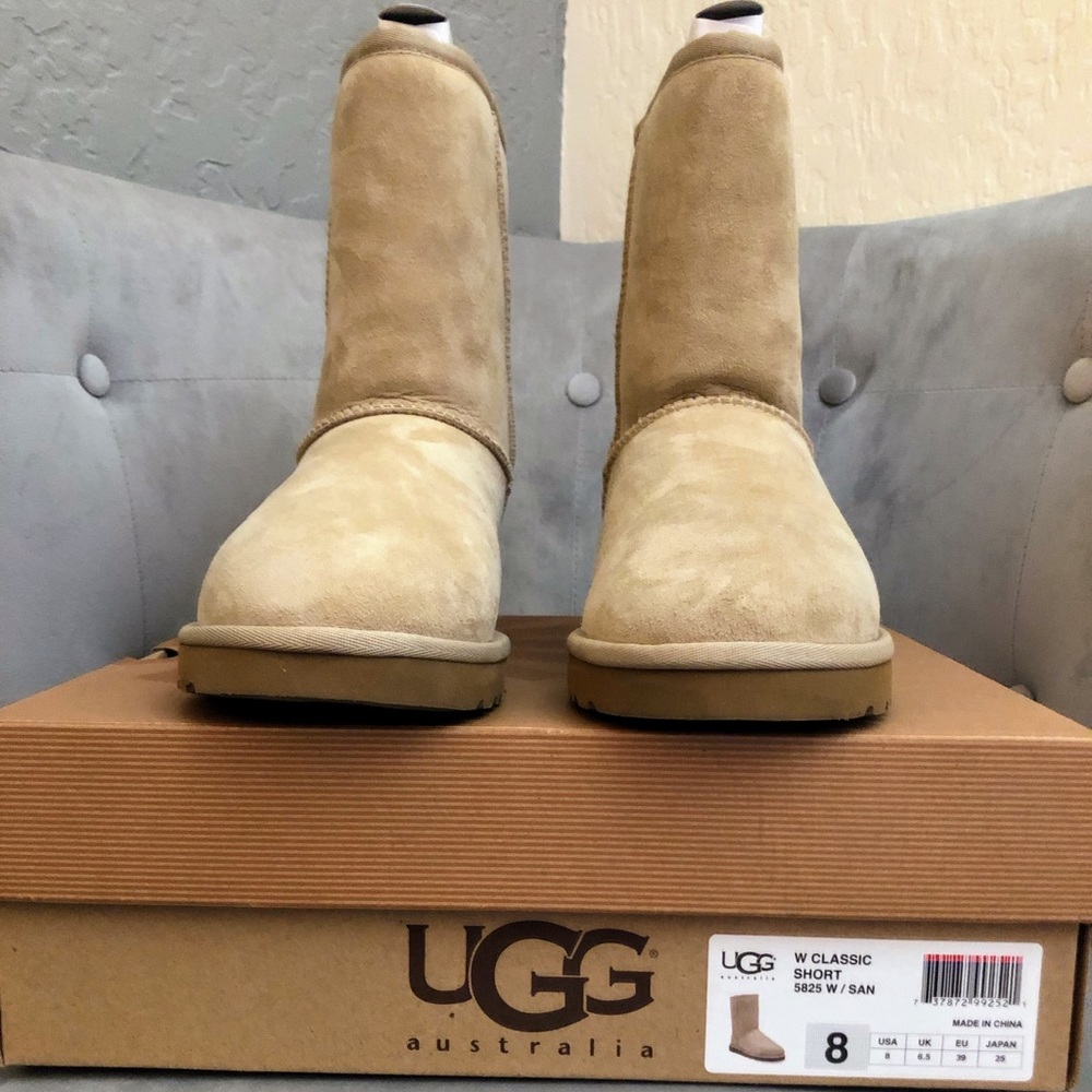 Ugg classic short boots in Sand NWT